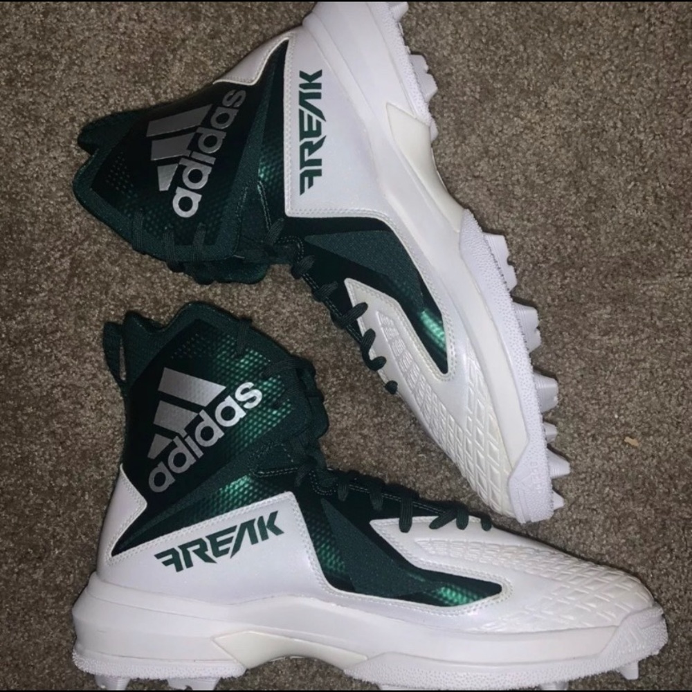 Major moving away sale!!!! “Freak” Cleats